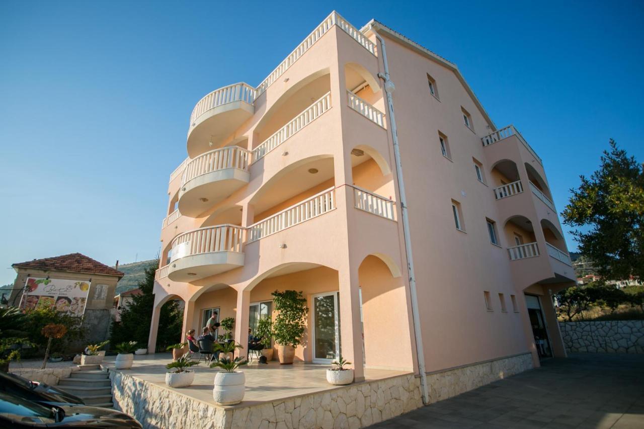 Kaja - Right Next To The Beach Trogir Exteriér fotografie